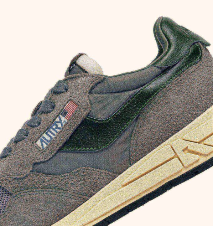 REELWIND LOW SNEAKERS IN NYLON SUEDE AND LEATHER COLOR MOUNTAIN AND NIGHT OWL REELWIND LOW SNEAKERS IN NYLON SUEDE AND LEATHER COLOR MOUNTAIN AND NIGHT OWL