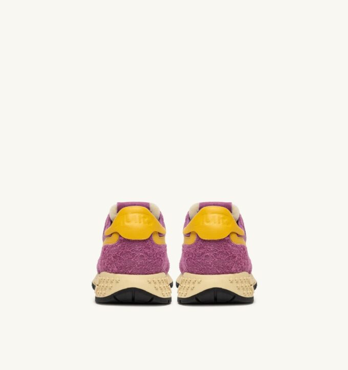 REELWIND LOW SNEAKERS IN ROSÈ SORBET AND CALENDULA SUEDE AND NYLON