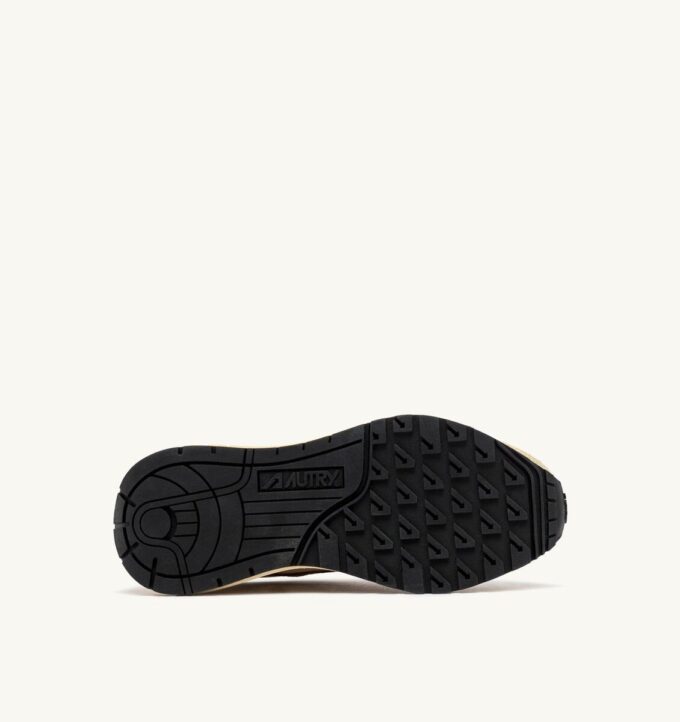 REELWIND LOW SNEAKERS IN WHITE AND POWDER PINK NYLON AND SUEDE