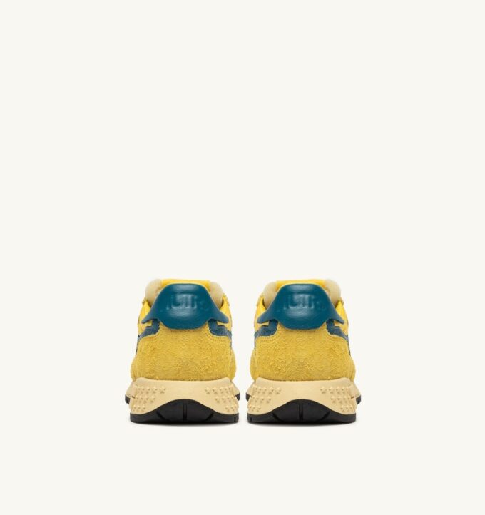 REELWIND LOW SNEAKERS IN YELLOW AND CORSAIR SUEDE AND NYLON