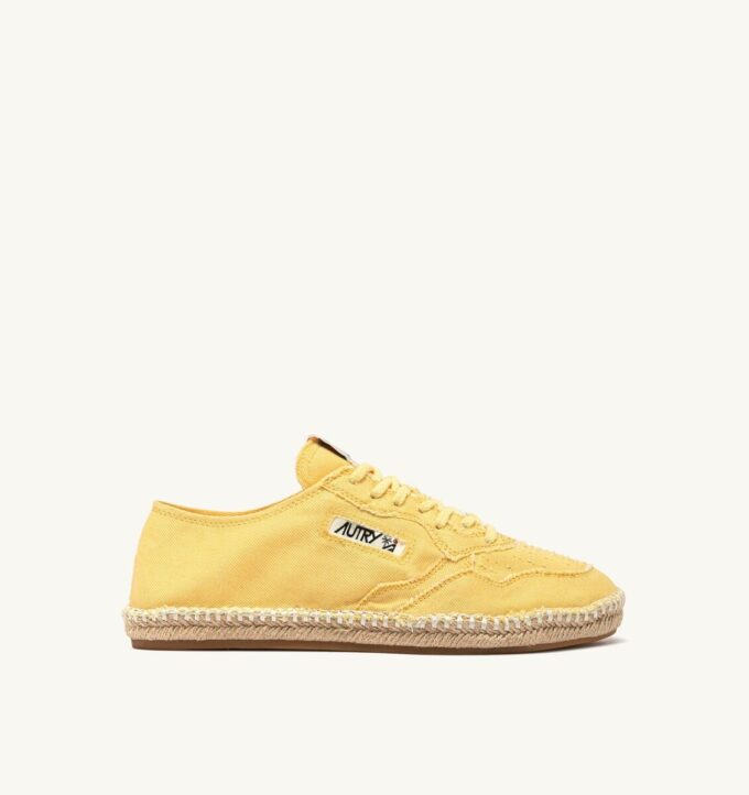 SANDY ESPADRILLES IN PASTEL YELLOW CANVAS