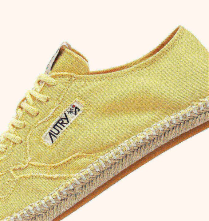 SANDY ESPADRILLES IN PASTEL YELLOW CANVAS