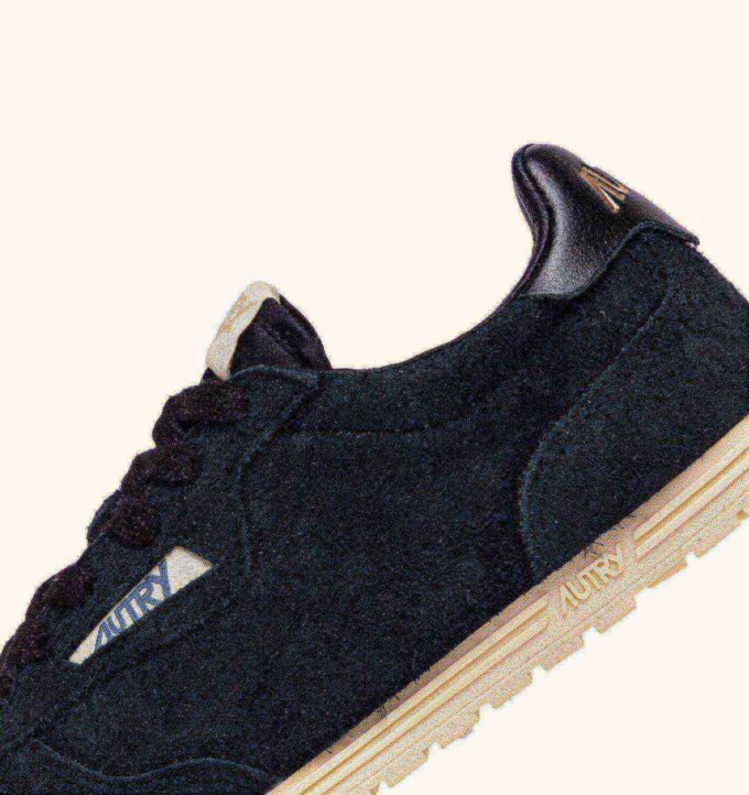 SNEAKERS WINDSPIN IN BLACK SUEDE