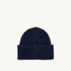 UNISEX BEANIE WITH LOGO PATCH