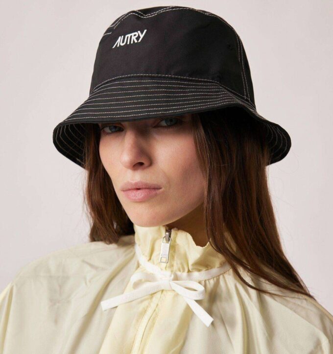 UNISEX EMBROIDERED LOGO NYLON BUCKET