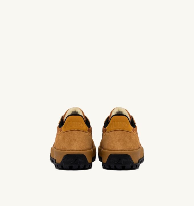 WILDPACE LOW SNEAKERS IN BUCKTHORN MESH AND SUEDE WILDPACE LOW SNEAKERS IN BUCKTHORN MESH AND SUEDE