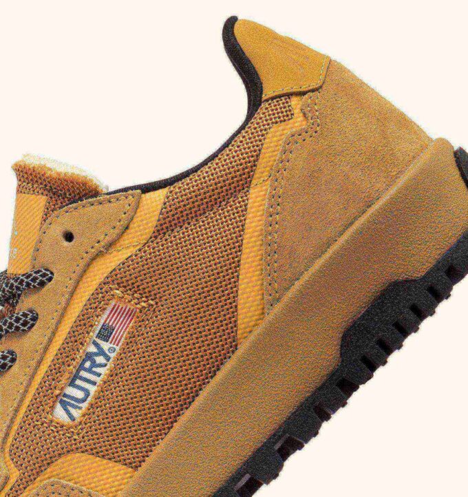 WILDPACE LOW SNEAKERS IN BUCKTHORN MESH AND SUEDE WILDPACE LOW SNEAKERS IN BUCKTHORN MESH AND SUEDE