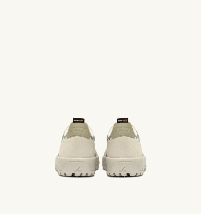 WILDPACE LOW SNEAKERS IN ELMOND AND WHITE CORDURA AND SUEDE