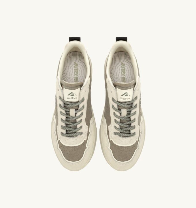 WILDPACE LOW SNEAKERS IN ELMOND AND WHITE CORDURA AND SUEDE