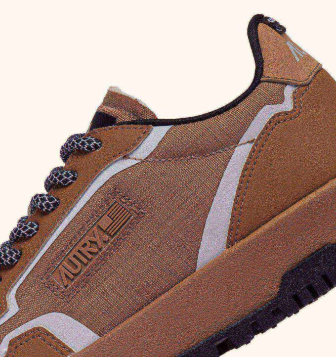 WILDPACE LOW SNEAKERS IN RIPSTOP NYLON AND LEATHER COLOR BROWN SUGAR AND REFLEX WILDPACE LOW SNEAKERS IN RIPSTOP NYLON AND LEATHER COLOR BROWN SUGAR AND REFLEX