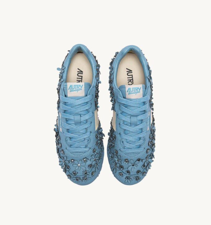 WINDSPIN FLOWERS SNEAKERS IN FORGET ME NOT LEATHER