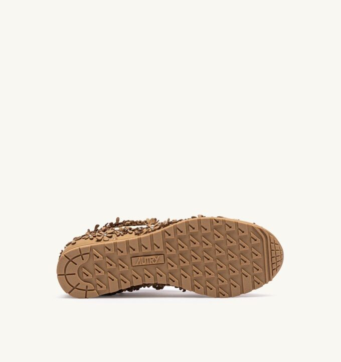 WINDSPIN FLOWERS SNEAKERS IN STAR FISH LEATHER