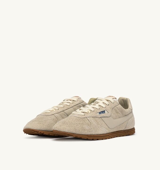 WINDSPIN SNEAKERS IN BISCUIT SUEDE AND LEATHER